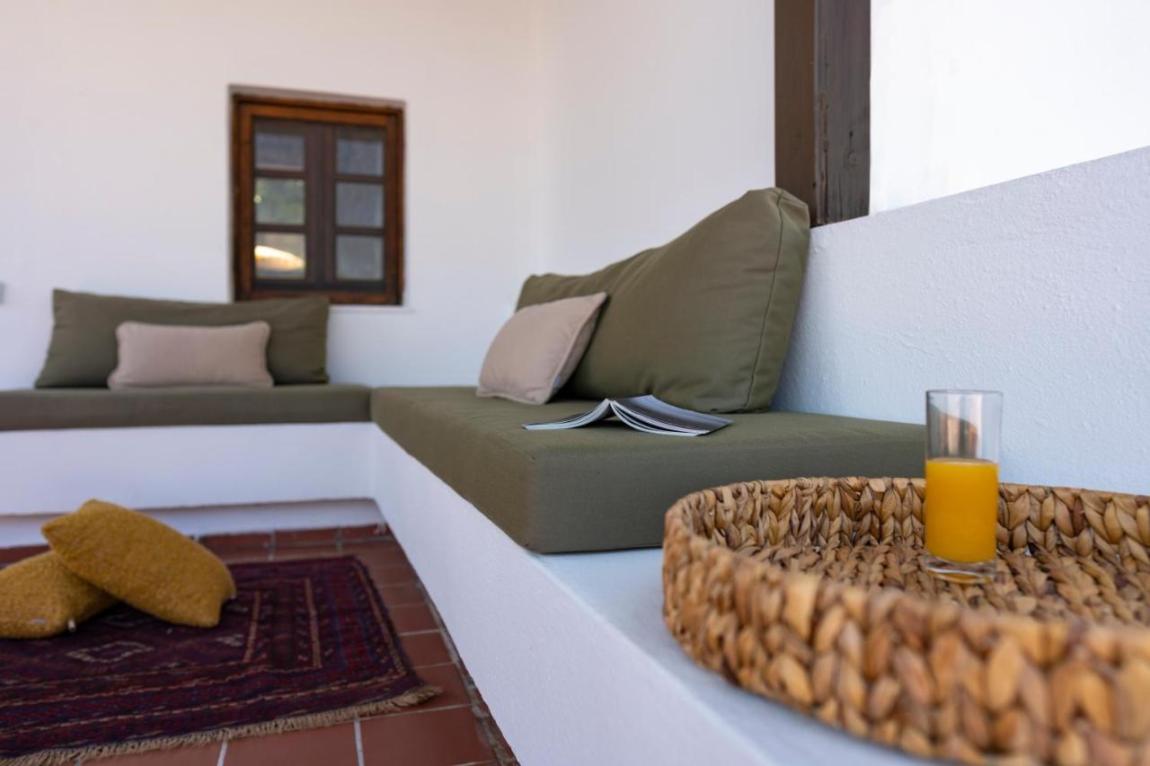 Maris Lindos Suites & Apartments Exterior foto